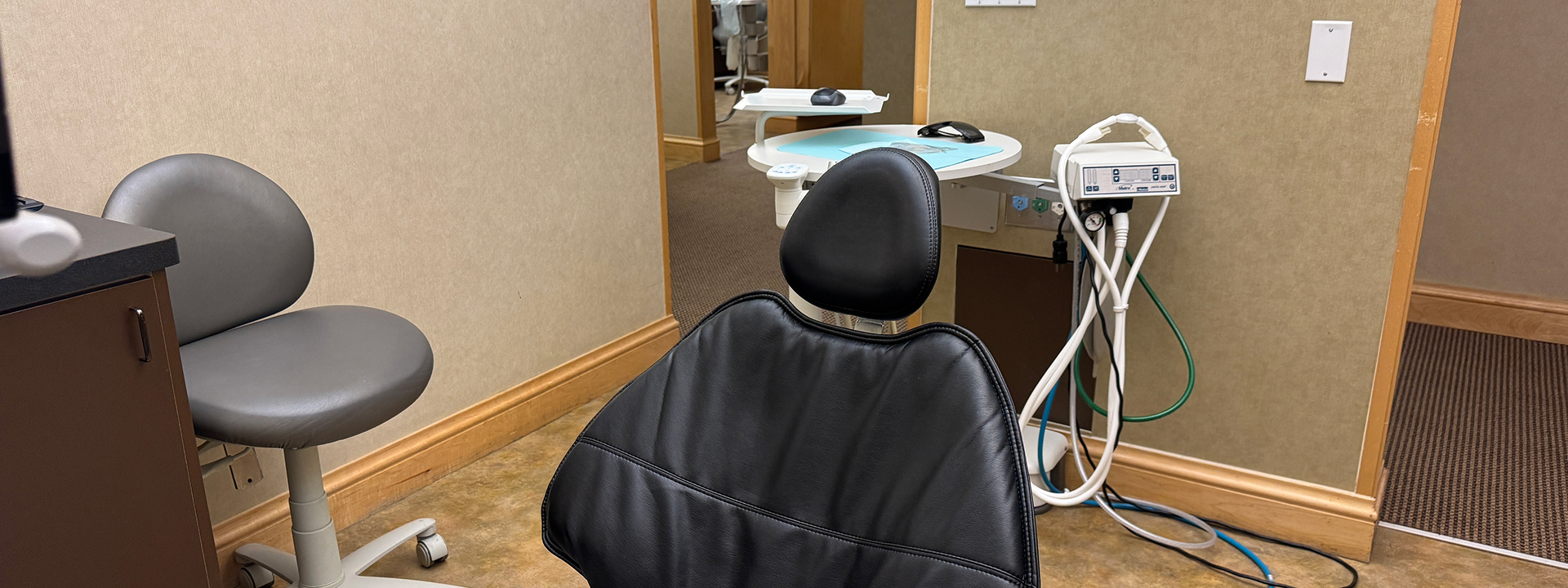 An exam room at La Costa Dental Excellence in Carlsbad, CA, where dental emergencies are met with same-day care